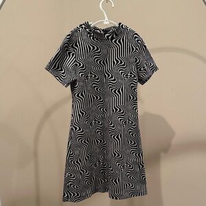 Zara Black and White Kids Casual Dress (Girls Size 10)